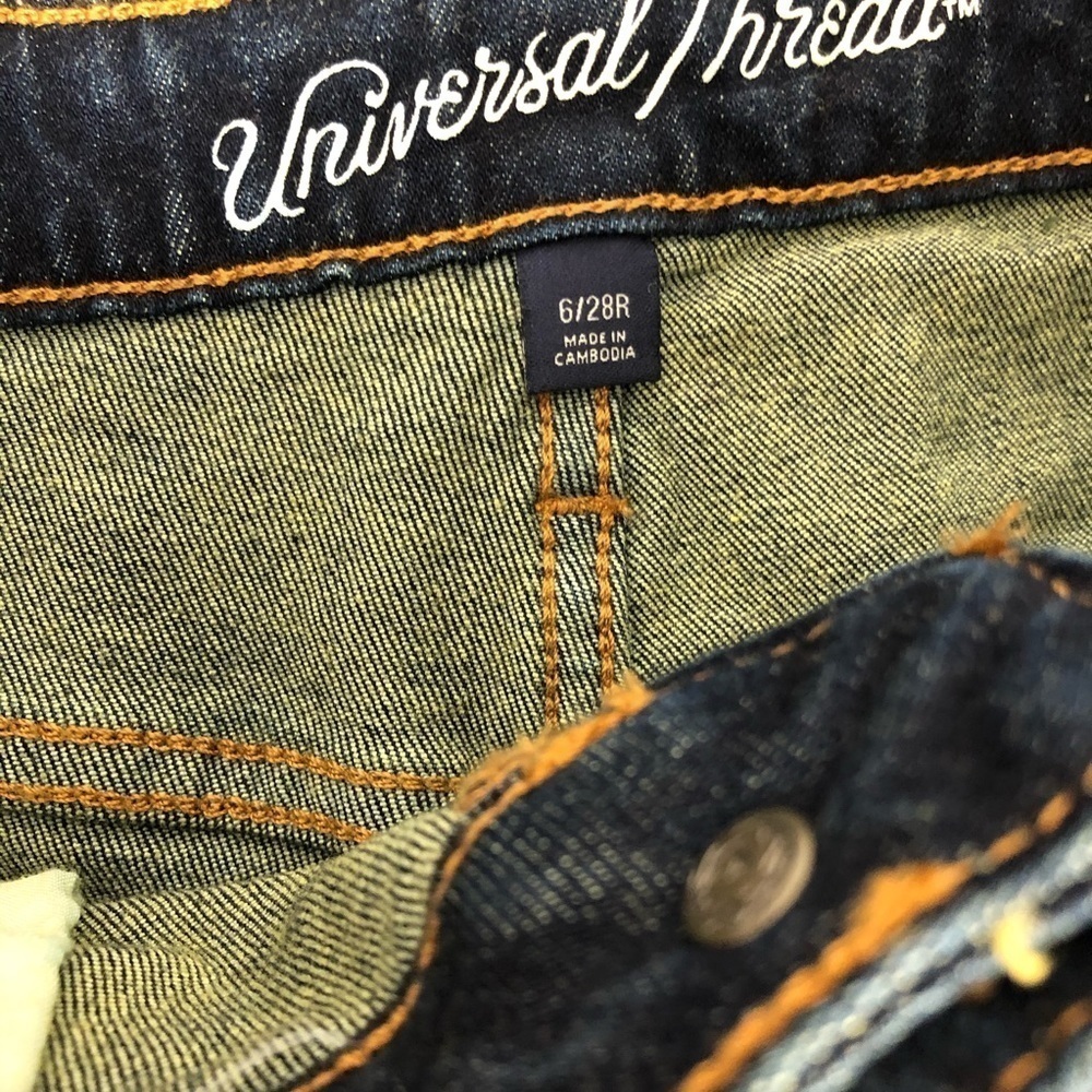 Universal Thread High Rise Kick Boot Crop - Size 6 - Picture 6 of 8